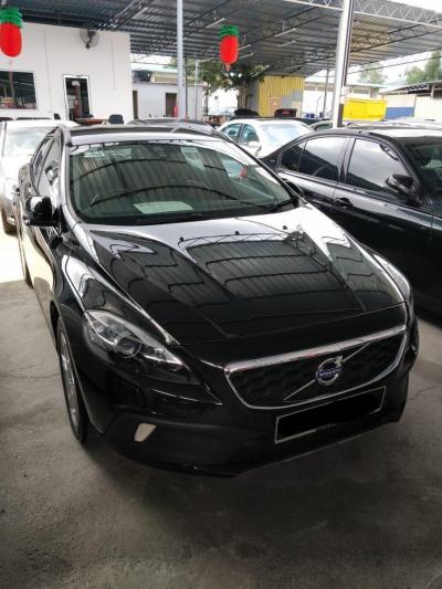 Used 2016 Volvo V40 Cross Country T5 (213 hp) for sale