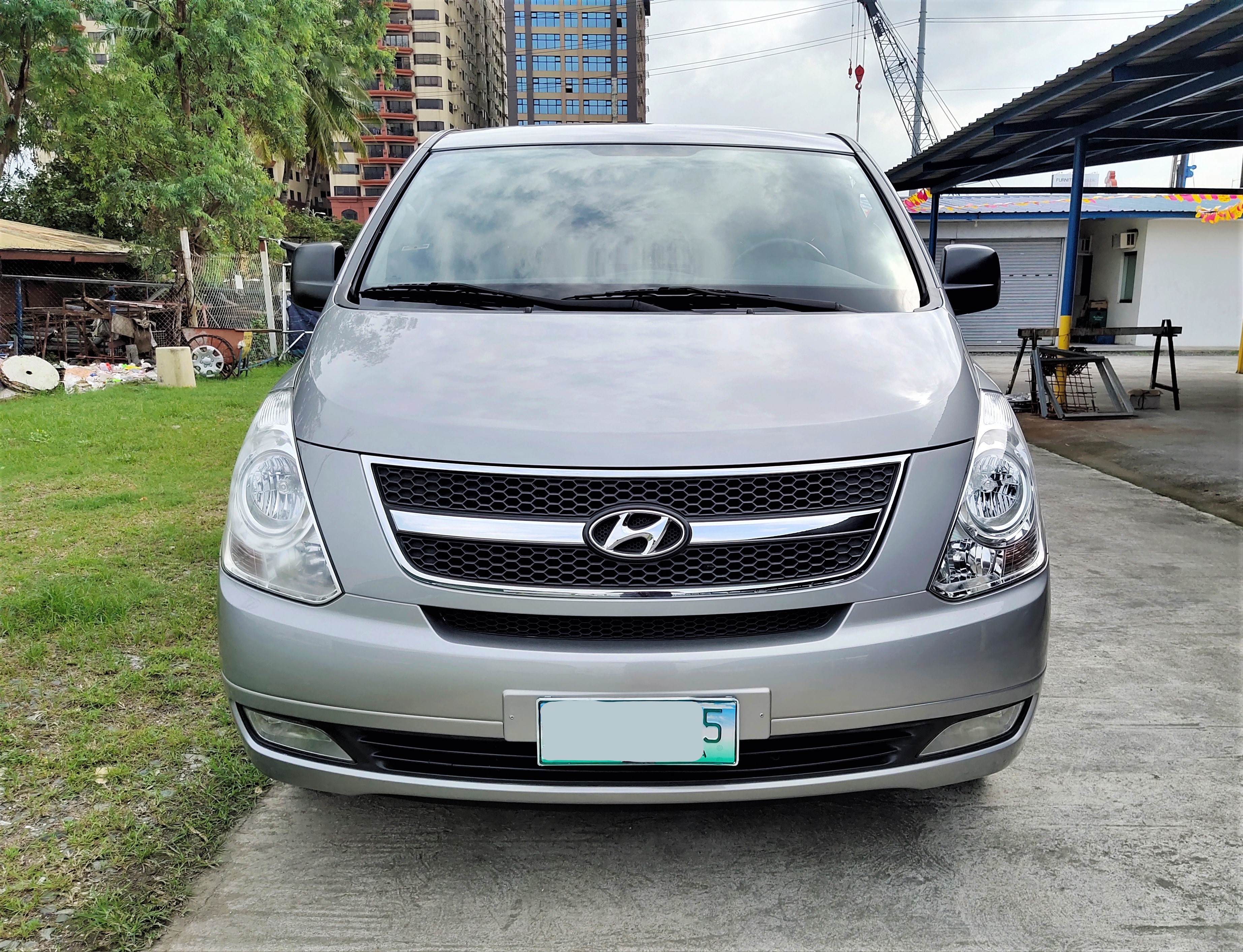2011 Hyundai Grand Starex 2011 Hyundai Grand Starex