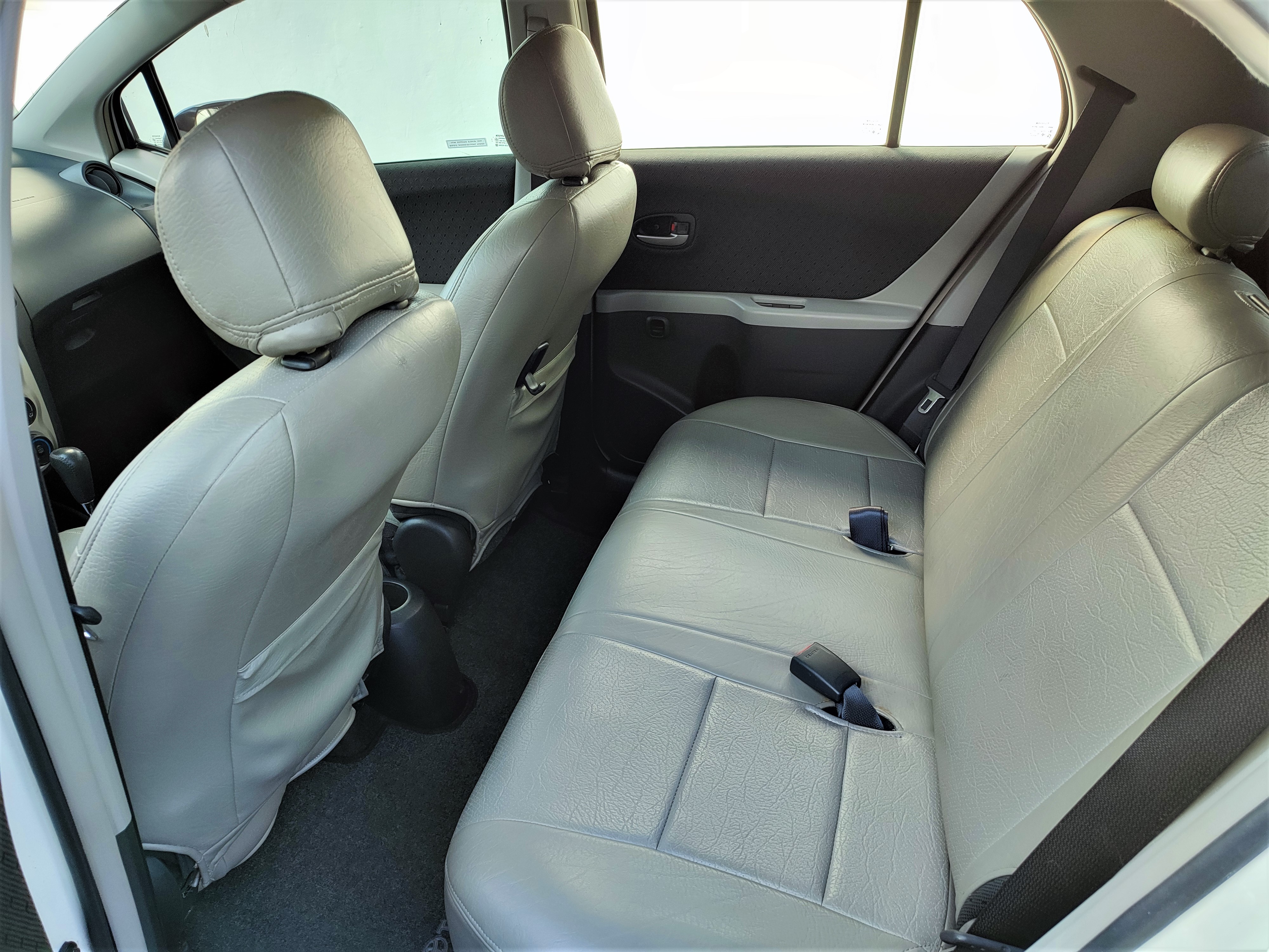 2011 Toyota Yaris 2011 Toyota Yaris