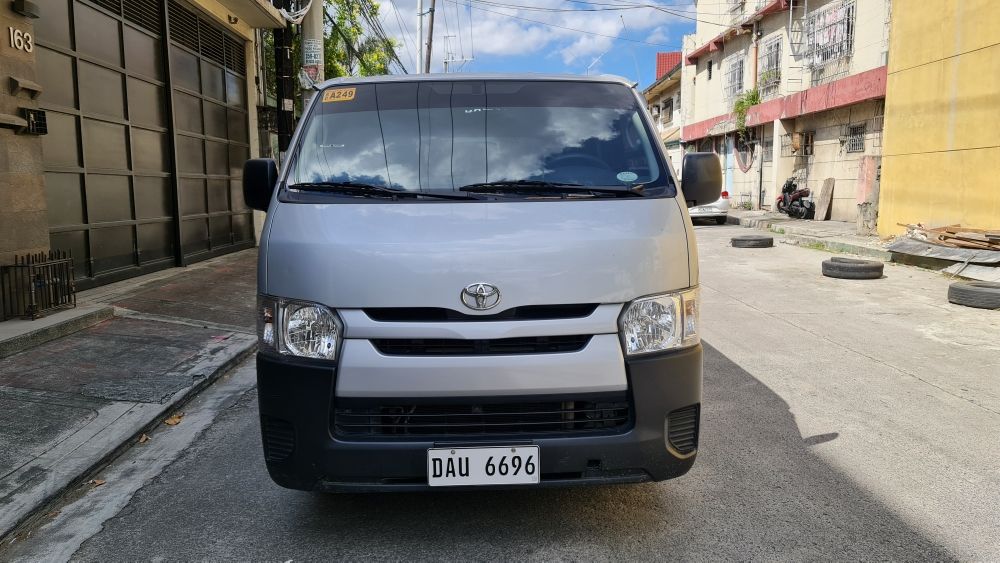 Second Toyota Van for Philippines | 2nd Hand Van