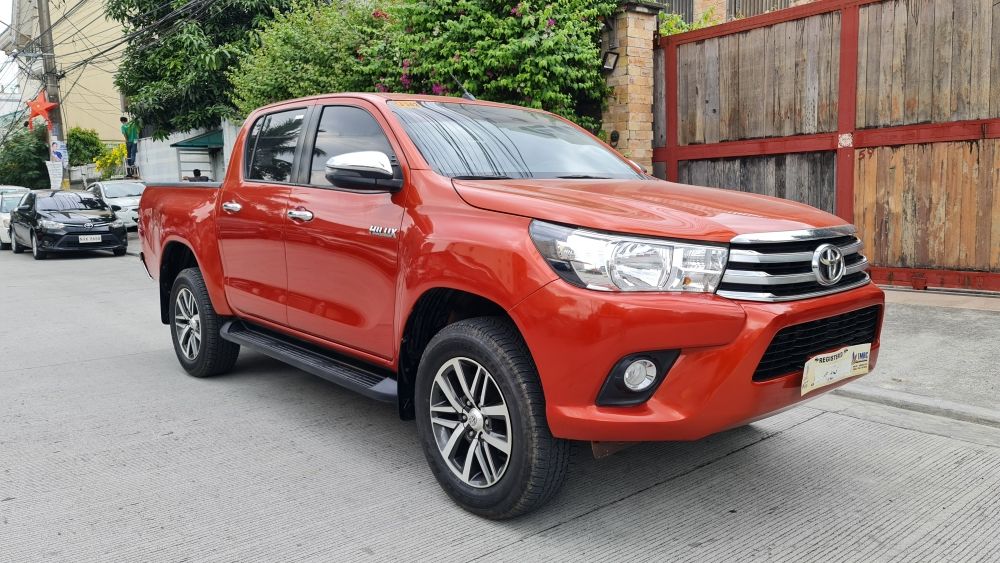 Second hand 2020 Toyota Hilux 2.4L A/T