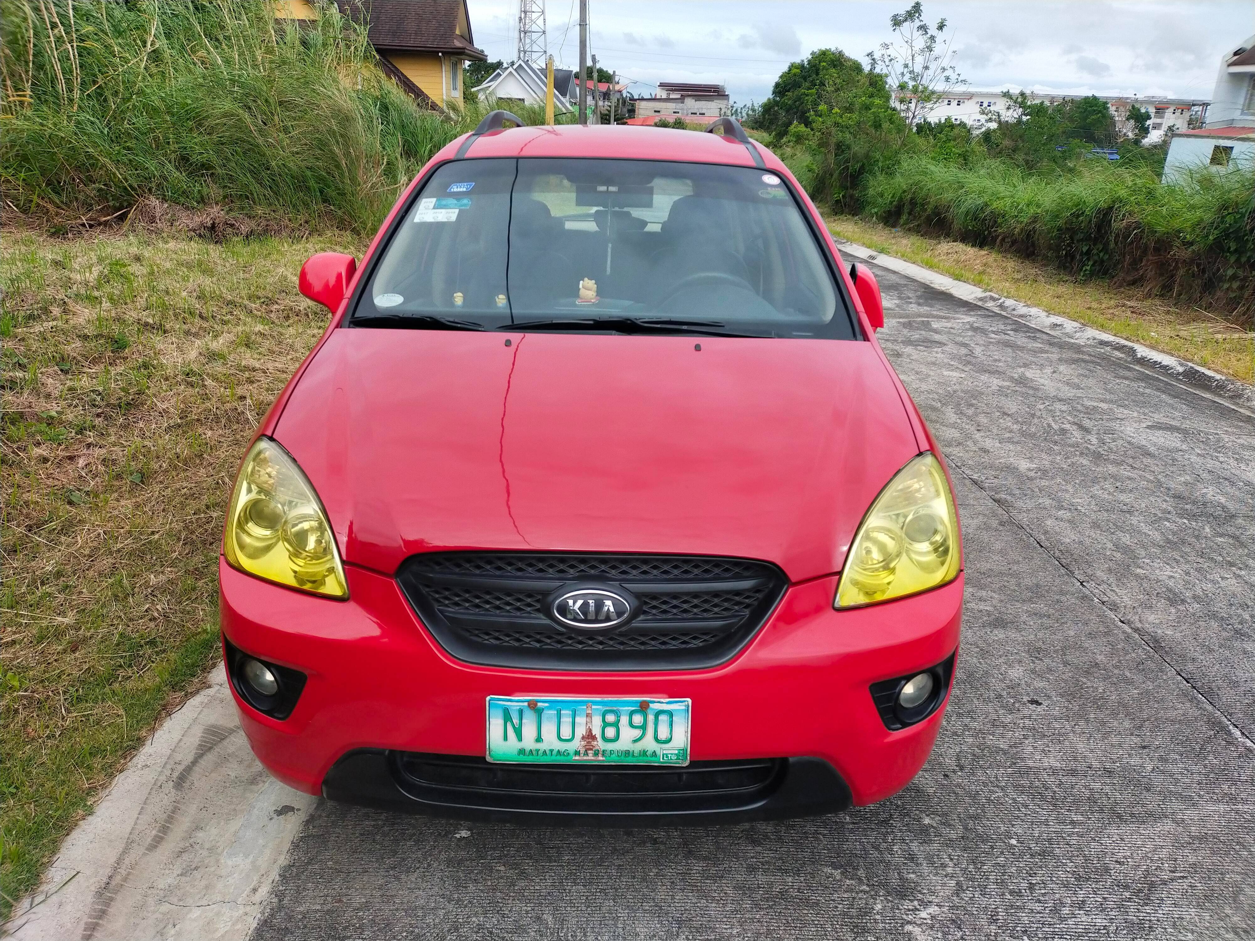 Used Kia Carens 2010