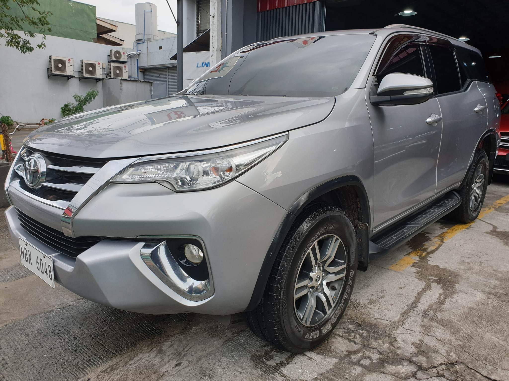 Second hand 2016 Toyota Fortuner Gas AT 4x2 2.7 G
