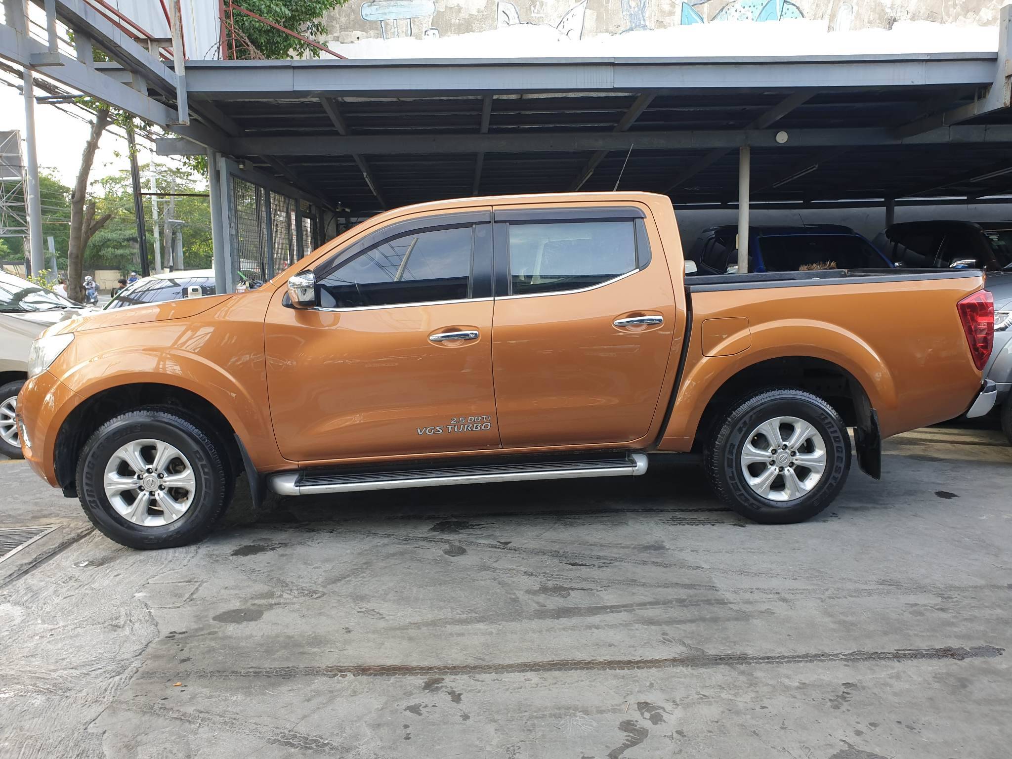 2nd Hand 2018 Nissan Navara 2.5L 4x2 EL 7AT Calibre