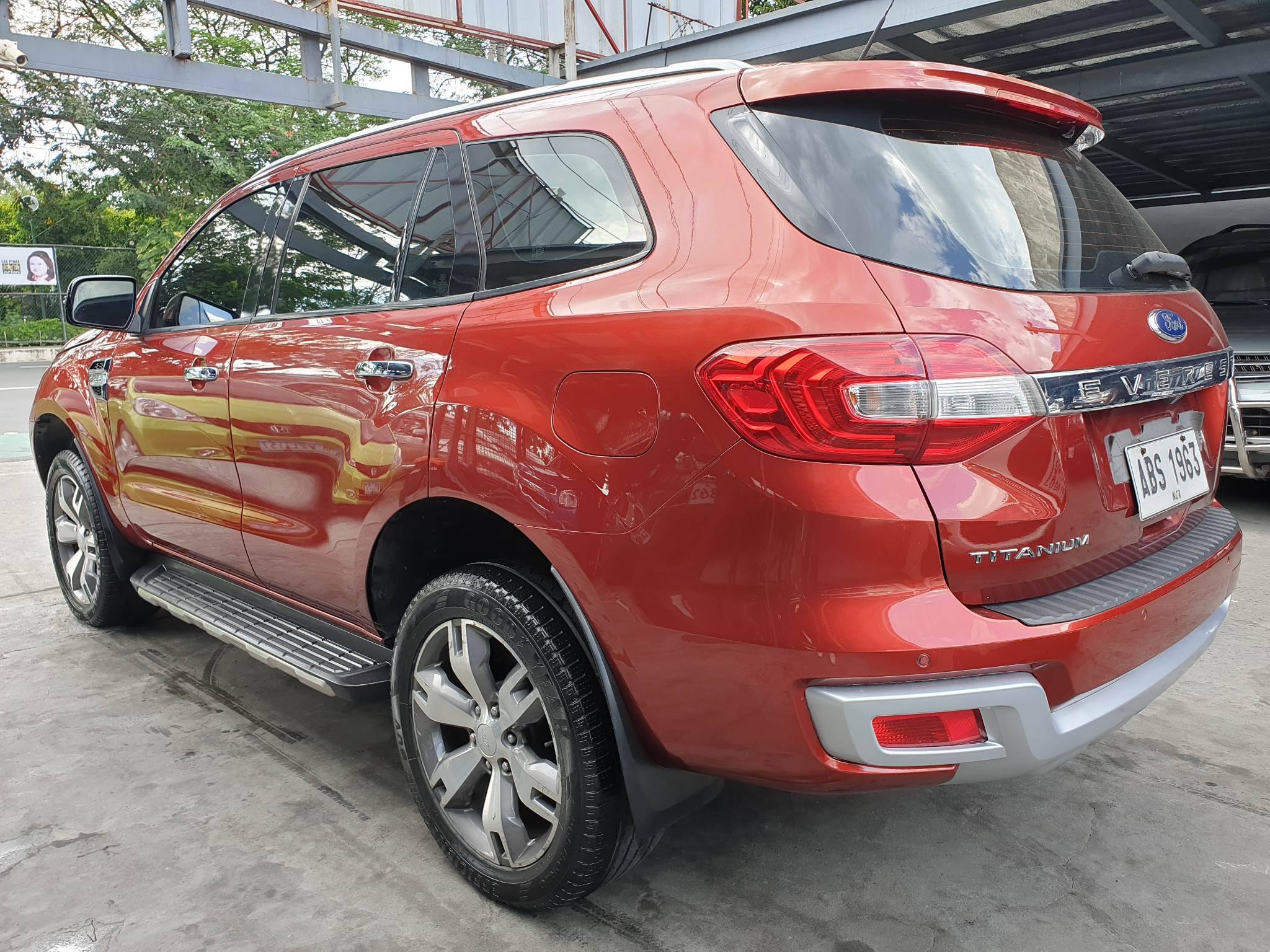 Old 2016 Ford Everest 2.2L Titanium AT