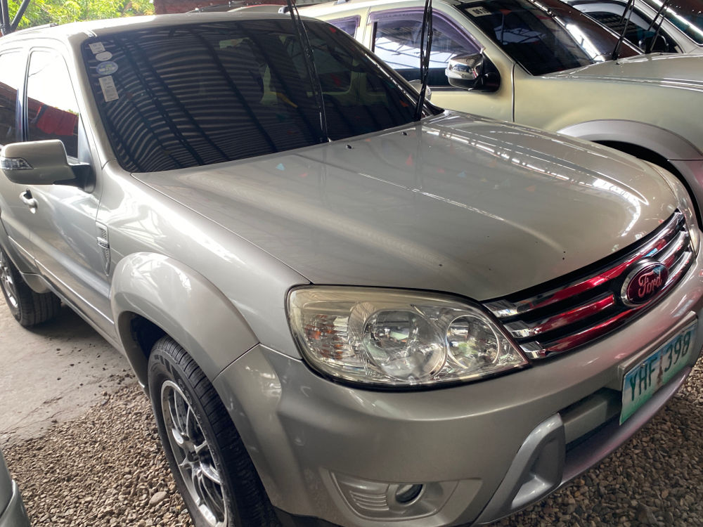 Second hand 2008 Ford Escape 2.3L XLS AT