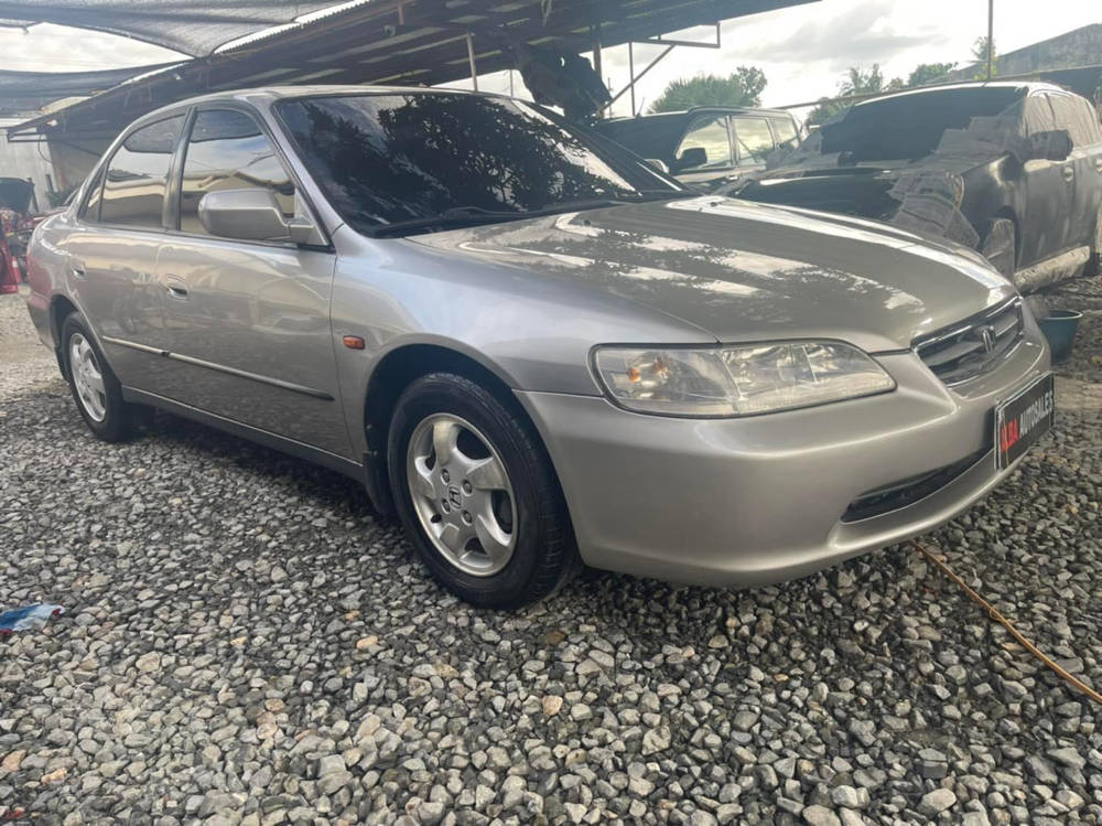 Old 2001 Honda Accord 2.0L i-VTEC