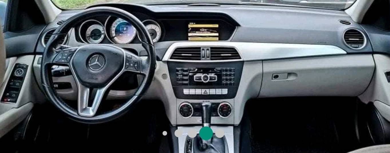 2012 Mercedes-Benz C-Class 2012 Mercedes-Benz C-Class