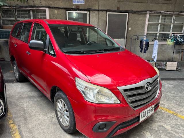 Second Hand 2015 Toyota Innova Second Hand 2015 Toyota Innova