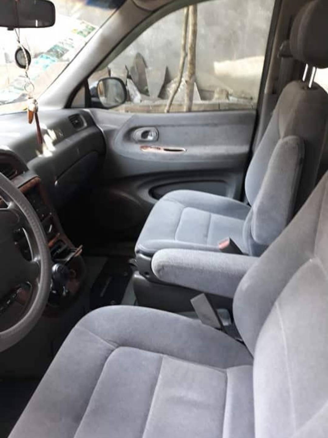 2000 Kia Carnival 2000 Kia Carnival