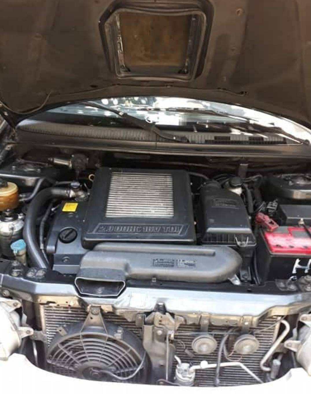 2000 Kia Carnival 2000 Kia Carnival