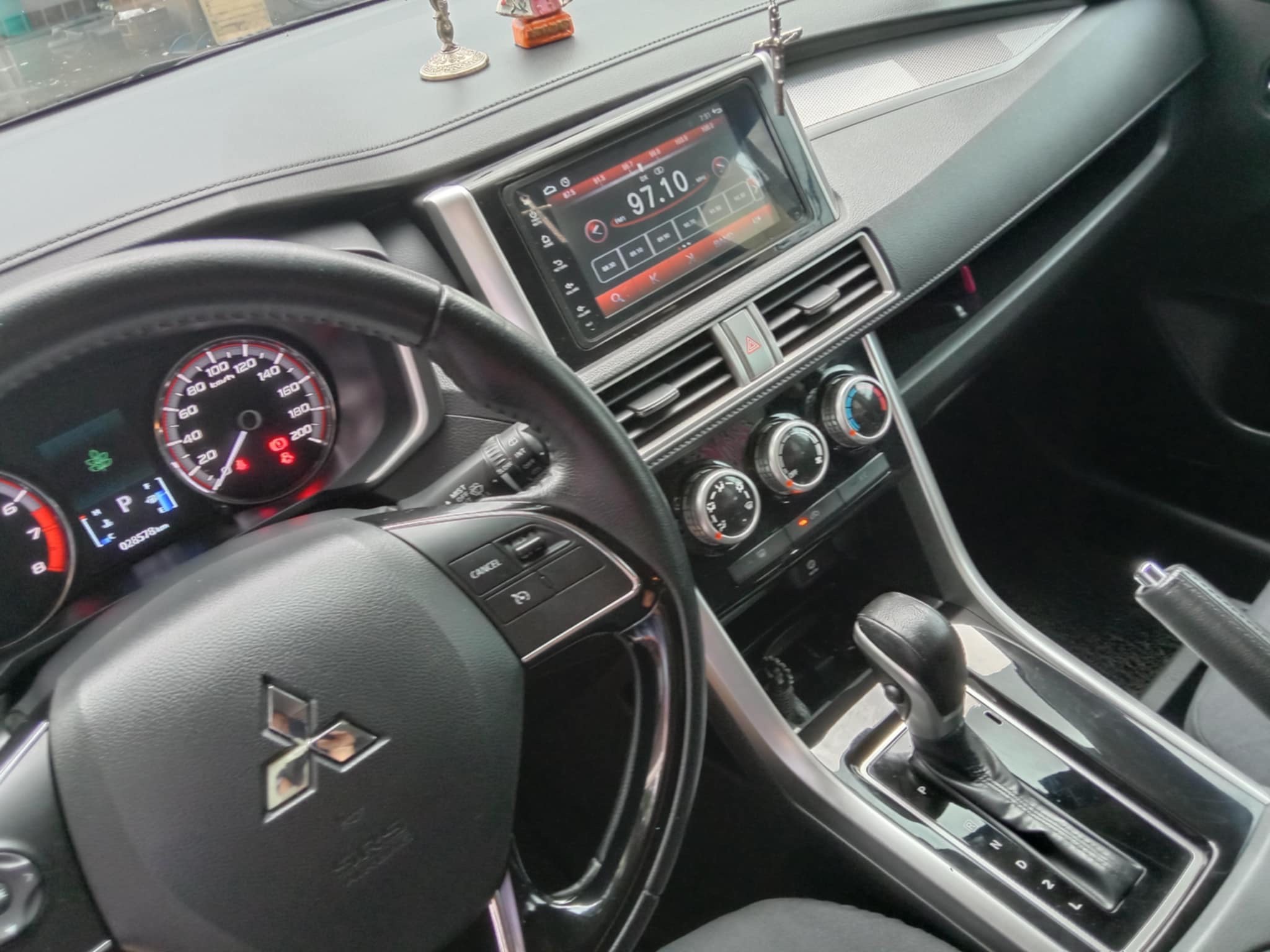 2022 Mitsubishi Xpander 2022 Mitsubishi Xpander