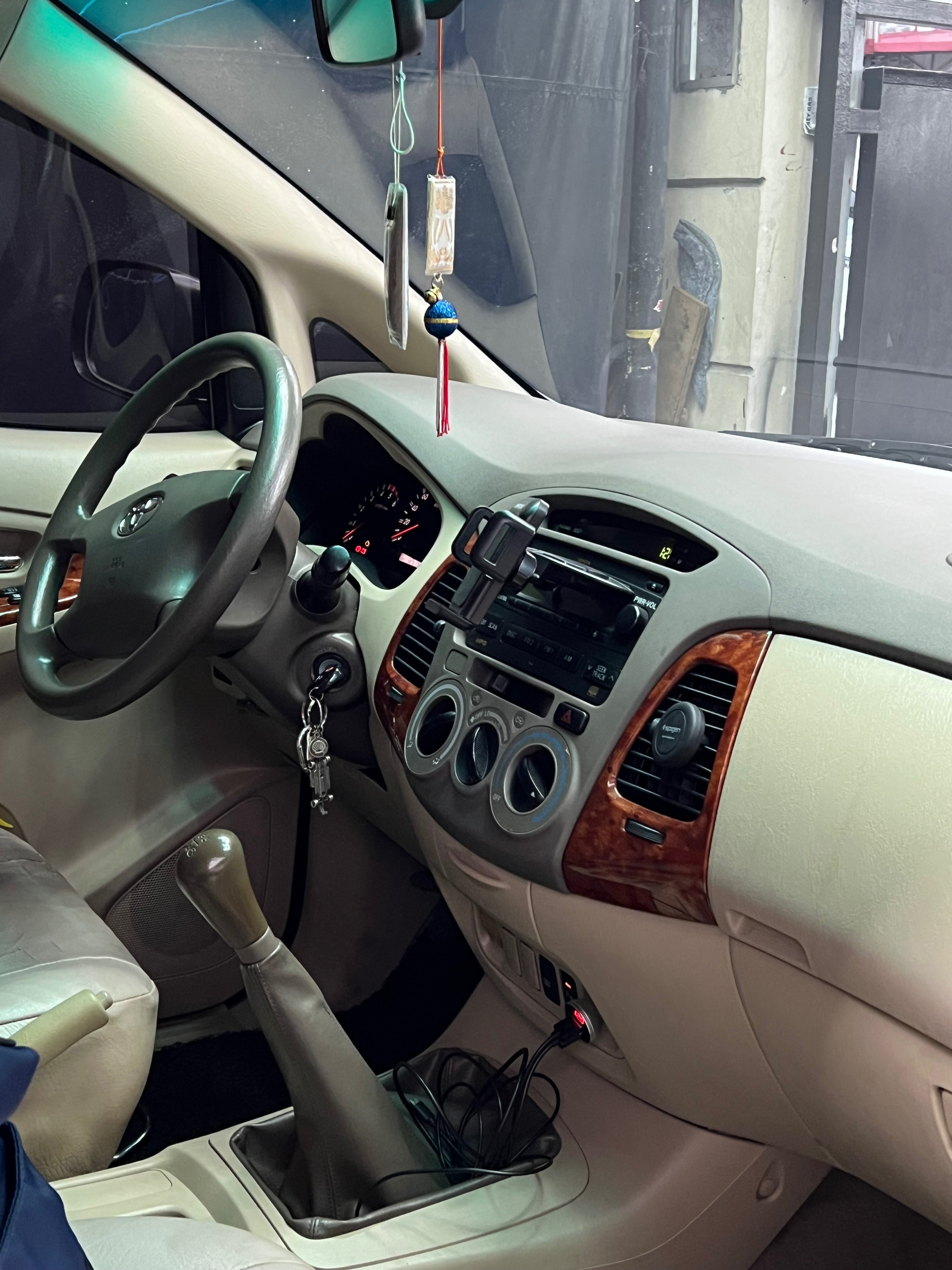 2008 Toyota Innova 2008 Toyota Innova