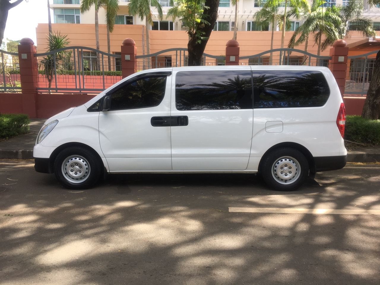 2017 Hyundai Grand Starex 2017 Hyundai Grand Starex