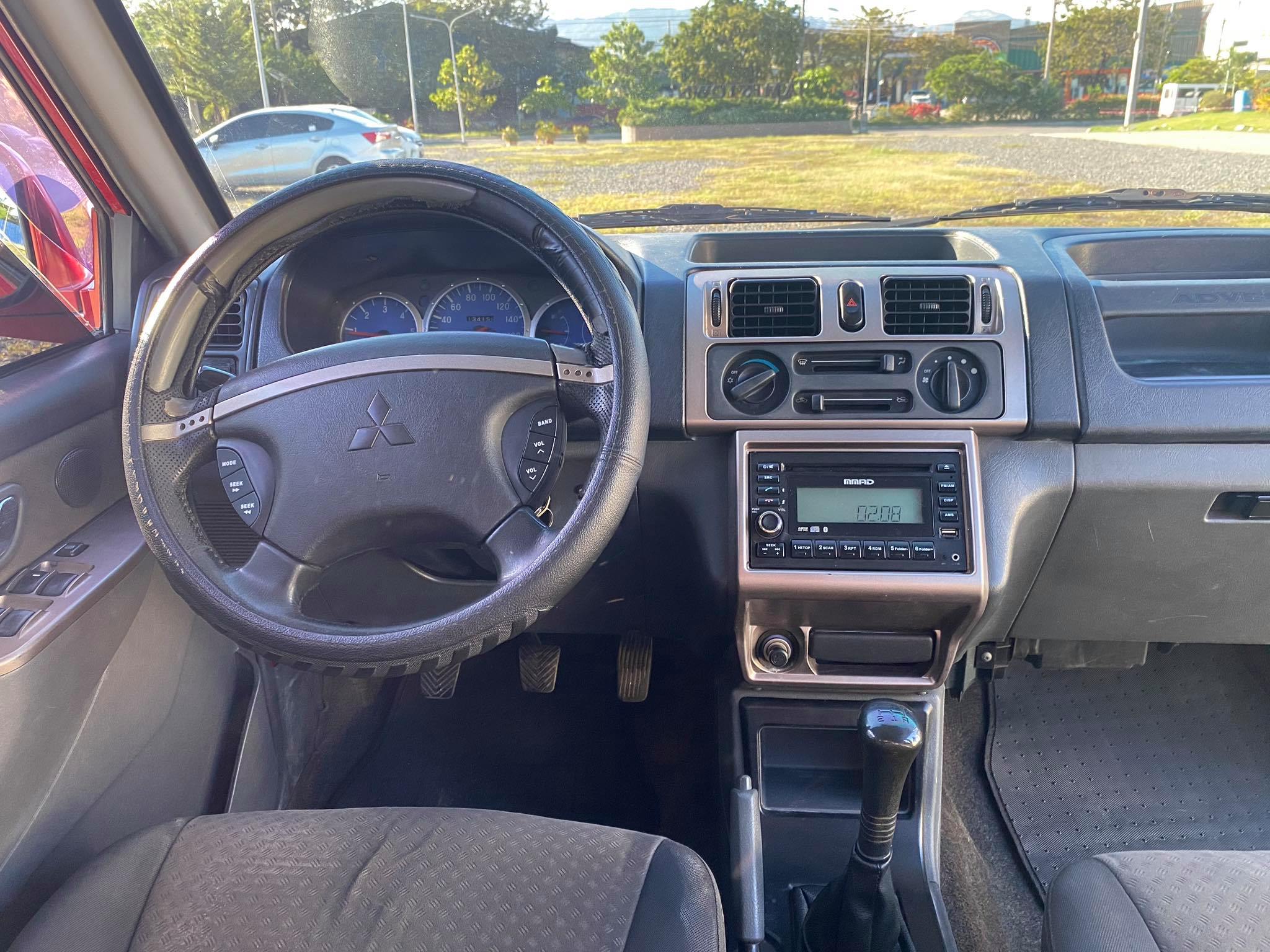 2011 Mitsubishi Adventure 2011 Mitsubishi Adventure