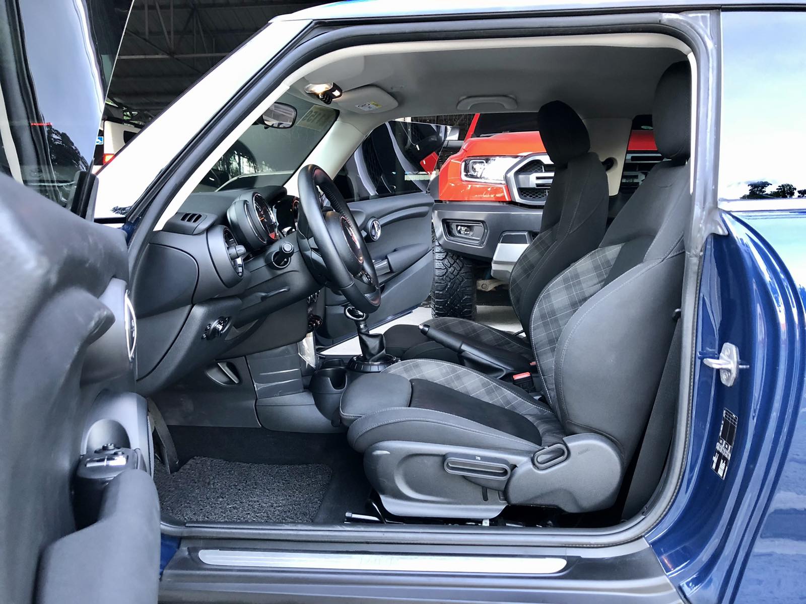 2016 MINI 3 Door 2016 MINI 3 Door