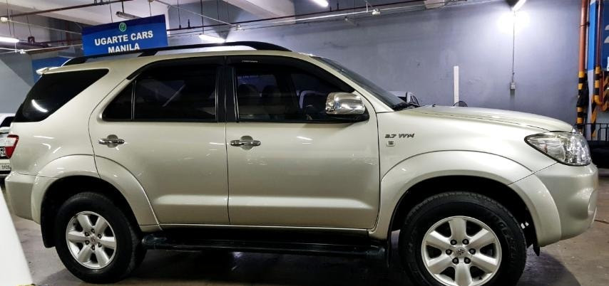 2010 Toyota Fortuner 2010 Toyota Fortuner