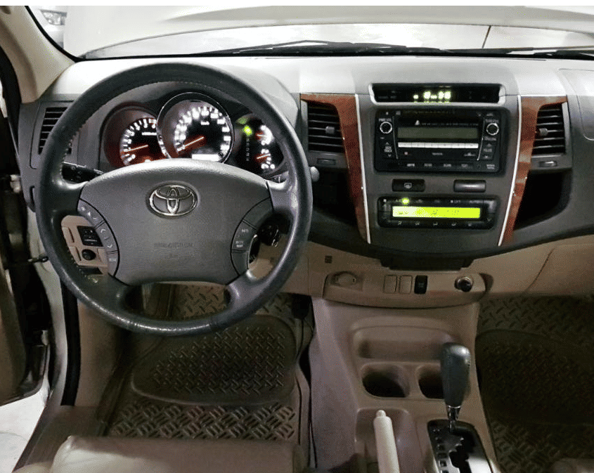 2010 Toyota Fortuner 2010 Toyota Fortuner