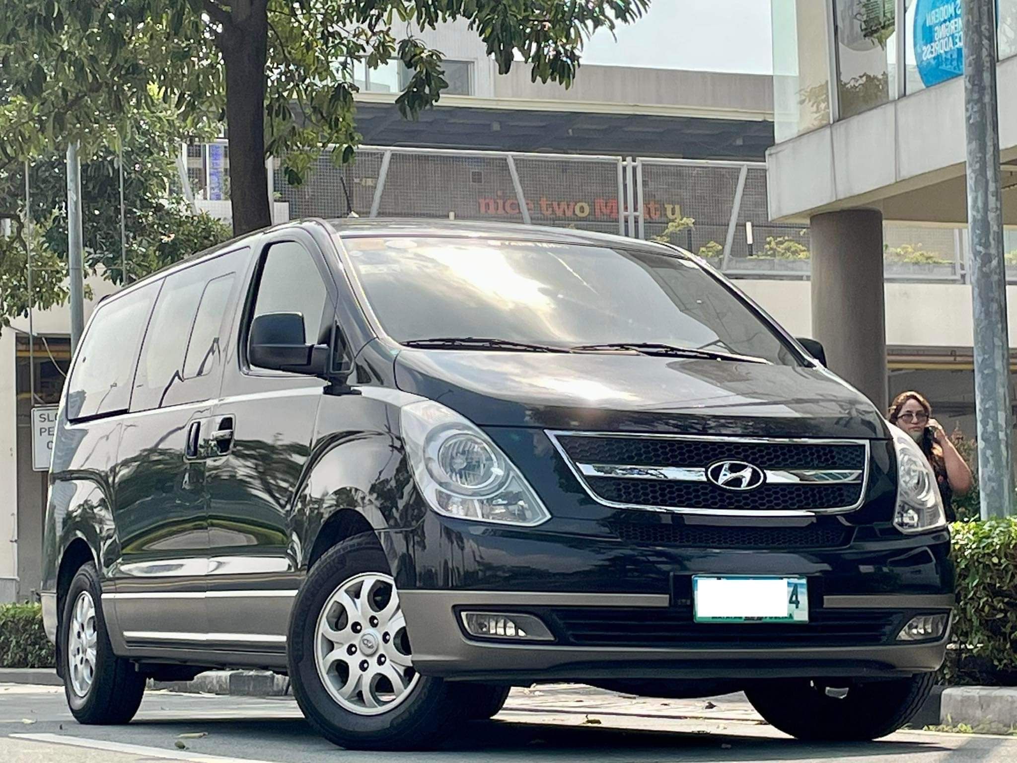Used 2014 Hyundai Starex 2.5L Gold AT
