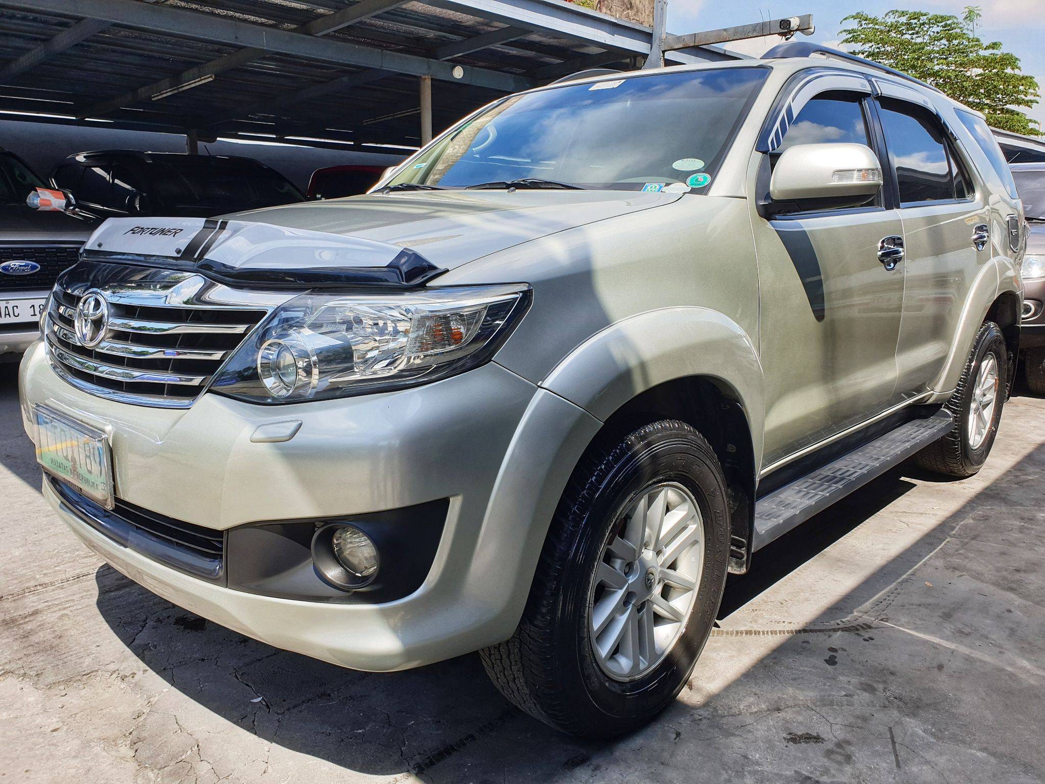 Second hand 2012 Toyota Fortuner 2.4L G AT