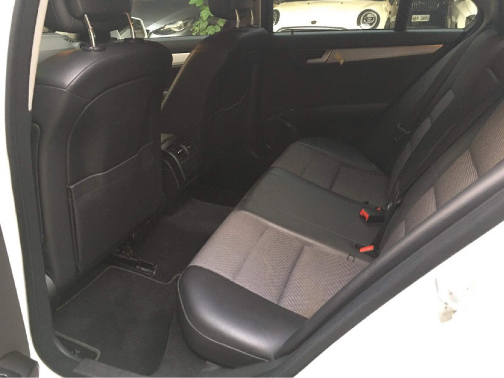 2012 Mercedes-Benz C 180 2012 Mercedes-Benz C 180
