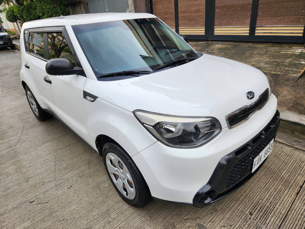 2nd Hand 2016 Kia Soul 1.6L LX MT