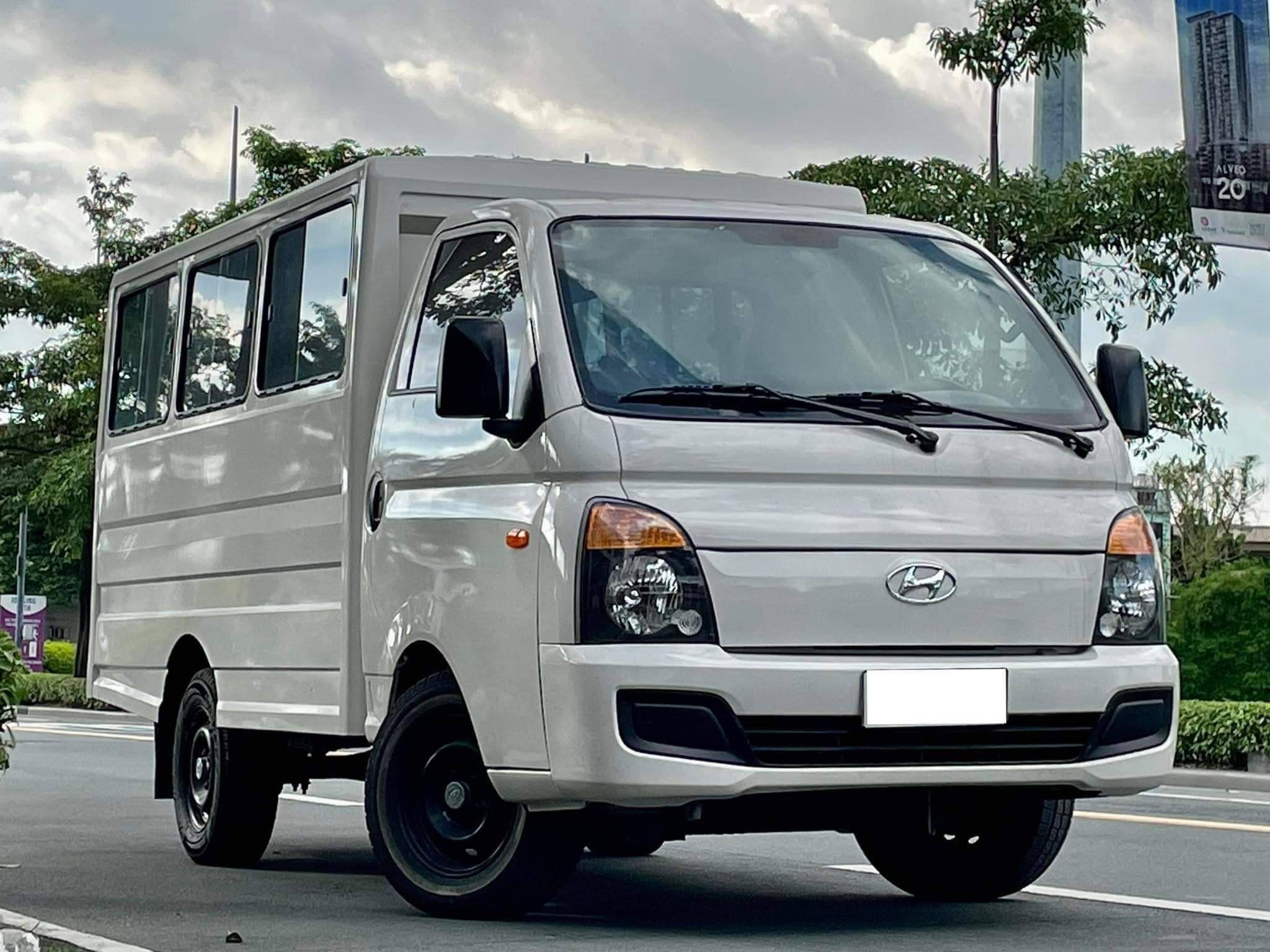 Used 2020 Hyundai H-100 2.5 MT