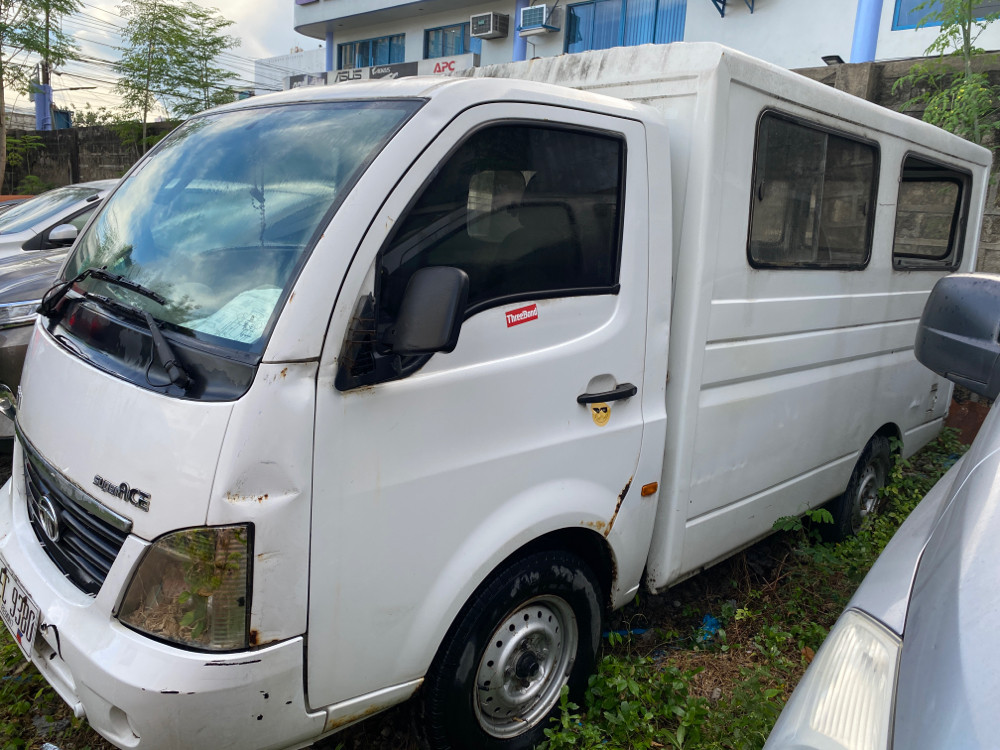 2016 Tata Super Ace Mint 2016 Tata Super Ace Mint
