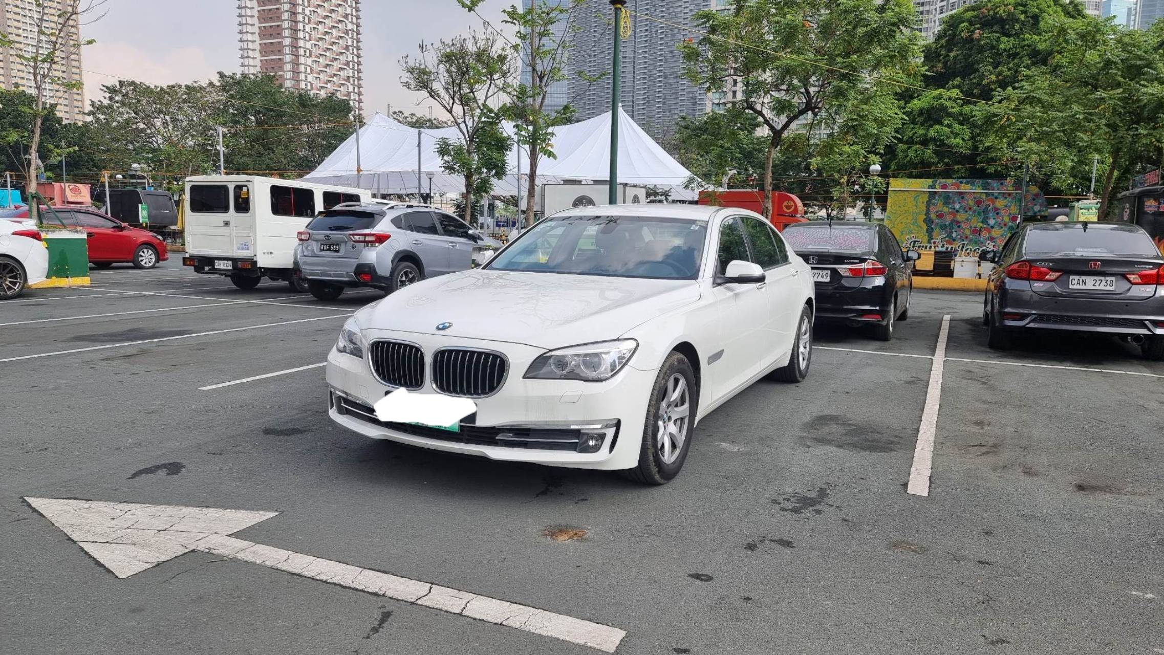 Second Hand 2013 BMW 7 Series Sedan Second Hand 2013 BMW 7 Series Sedan