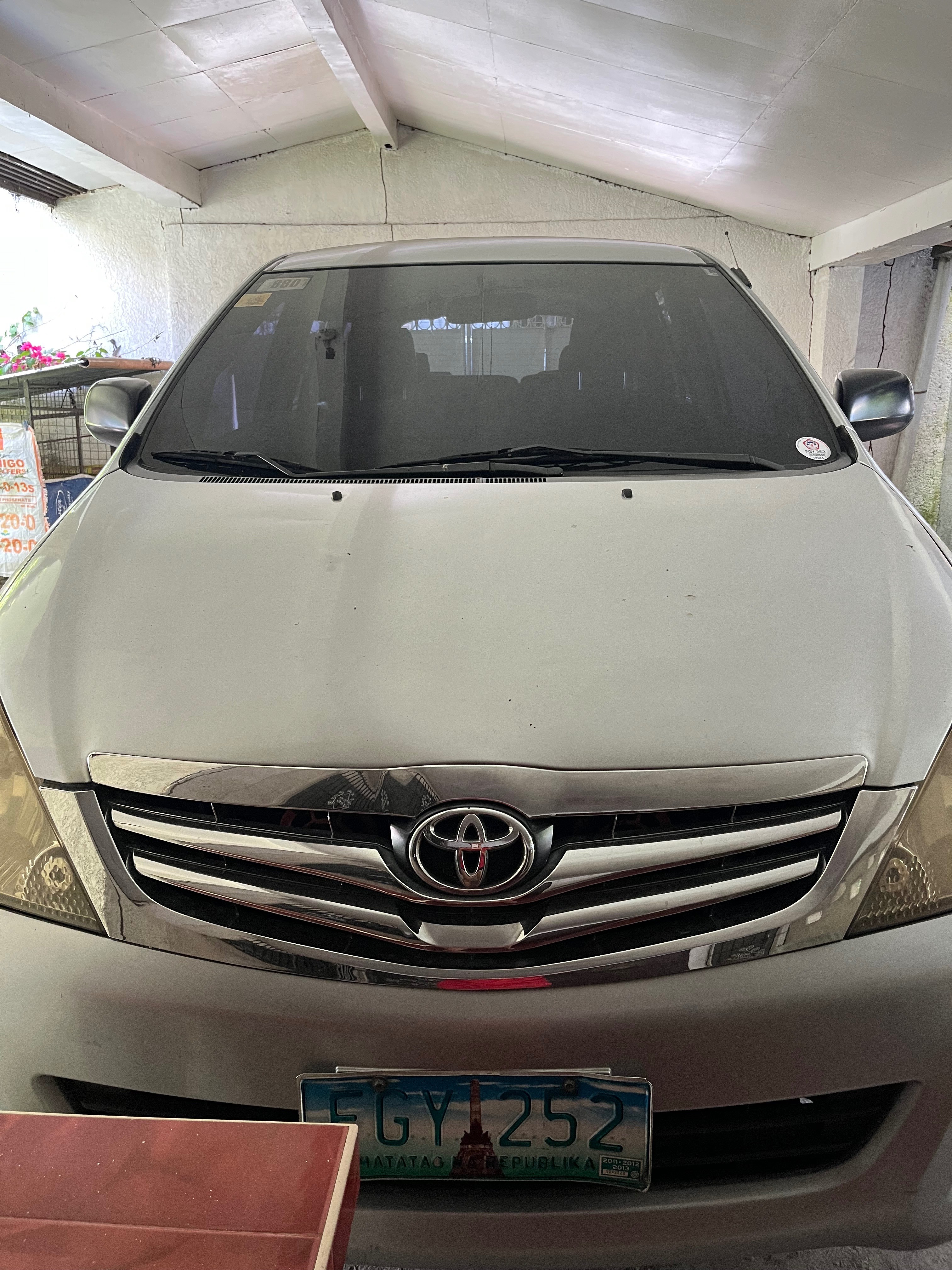 Second Hand 2010 Toyota Innova Second Hand 2010 Toyota Innova