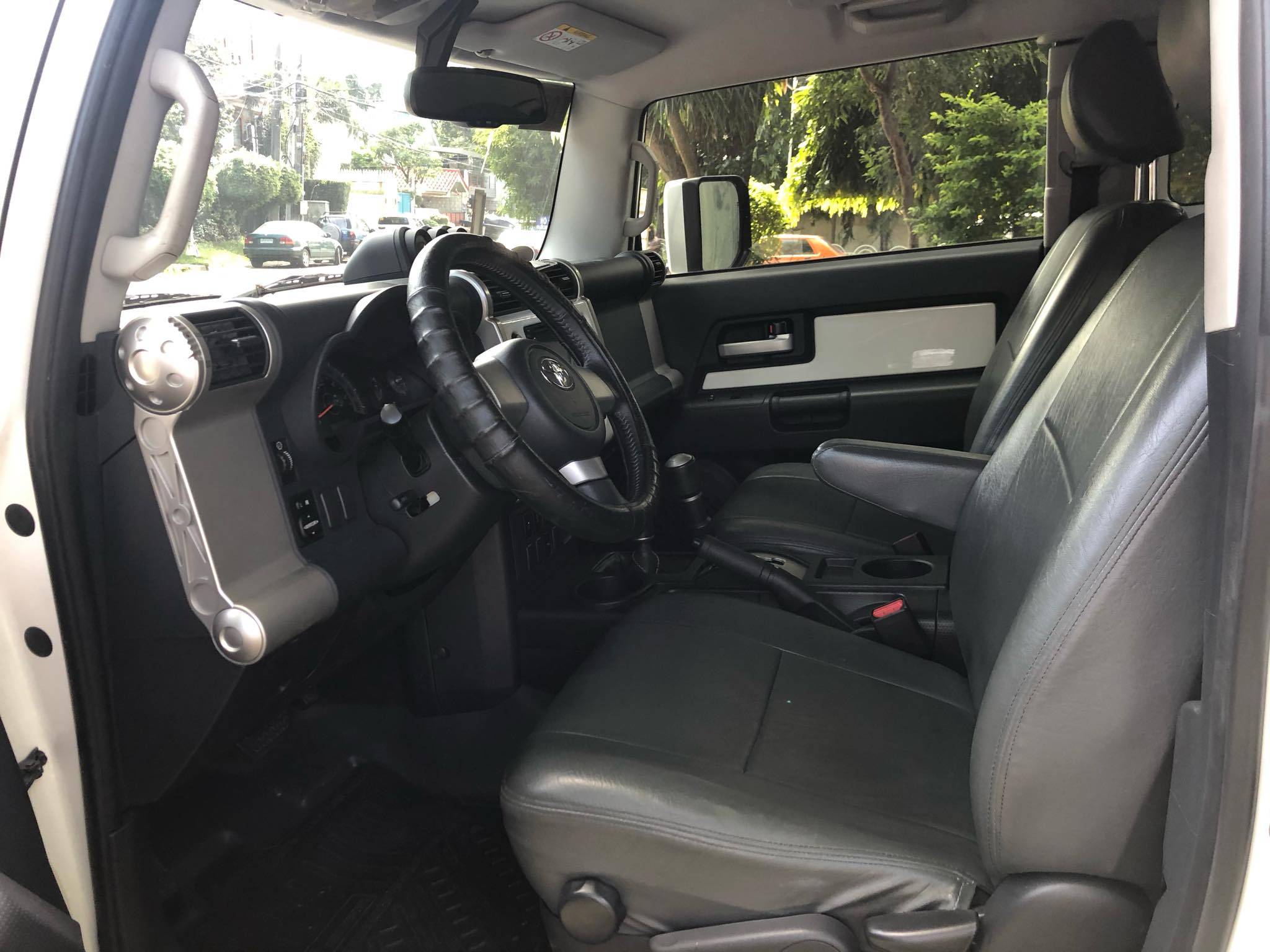 2016 Toyota FJ Cruiser 2016 Toyota FJ Cruiser