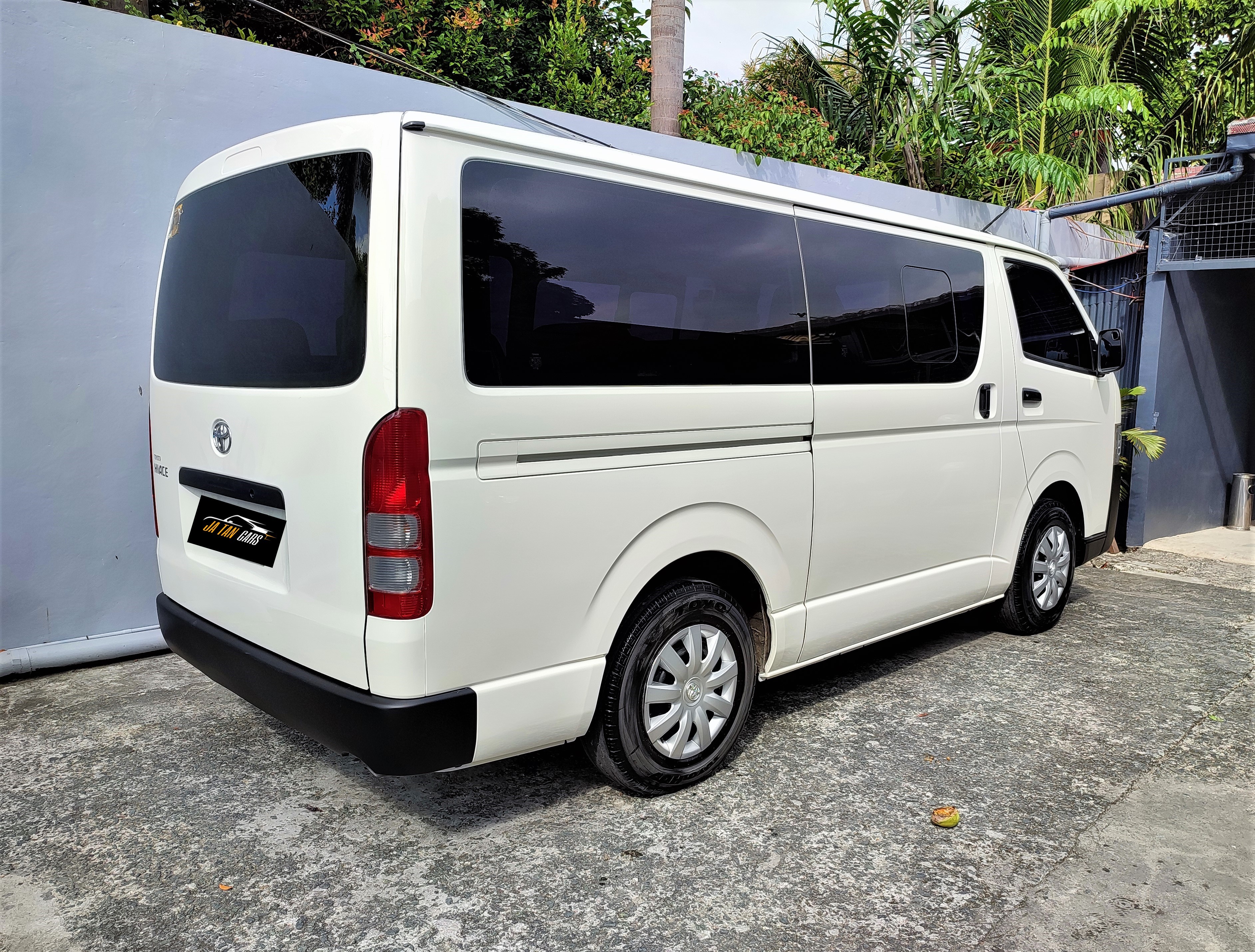 2017 Toyota Hiace 2017 Toyota Hiace
