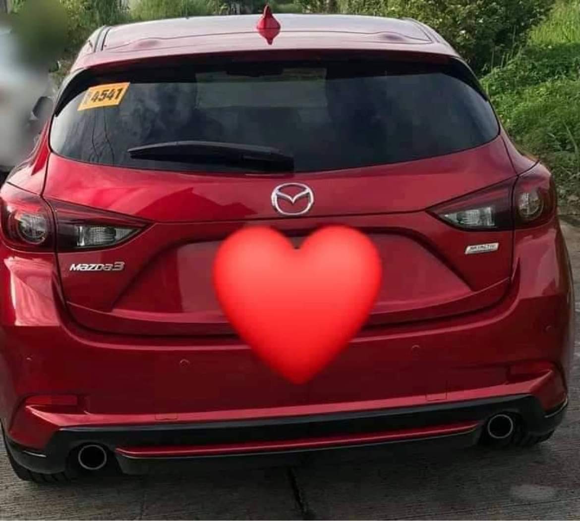 2017 Mazda 3 Hatchback 2017 Mazda 3 Hatchback