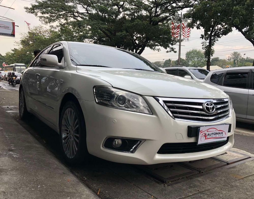 2nd Hand 2010 Toyota Camry 2.4 V AT