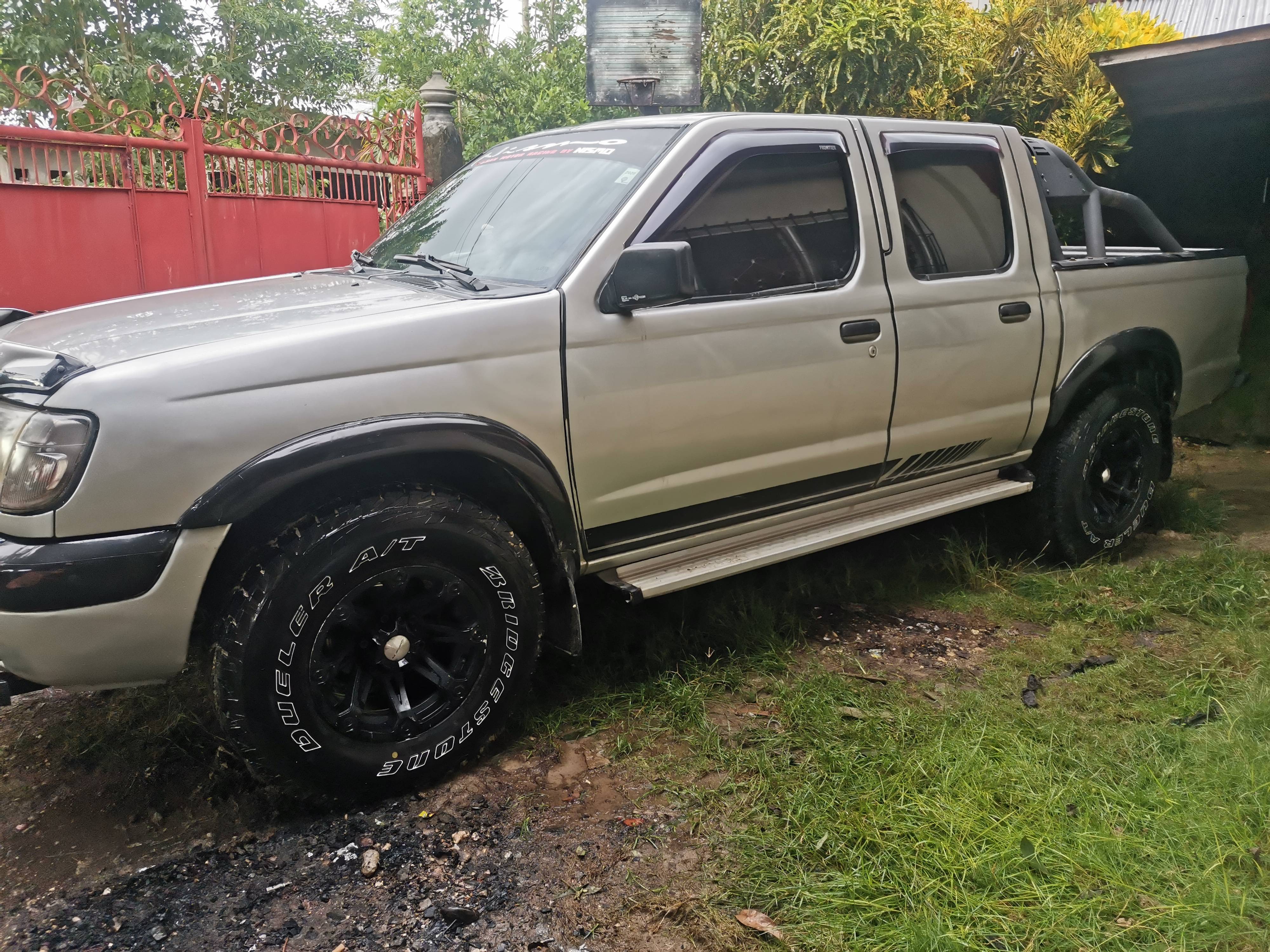 2002 Nissan Frontier 2002 Nissan Frontier
