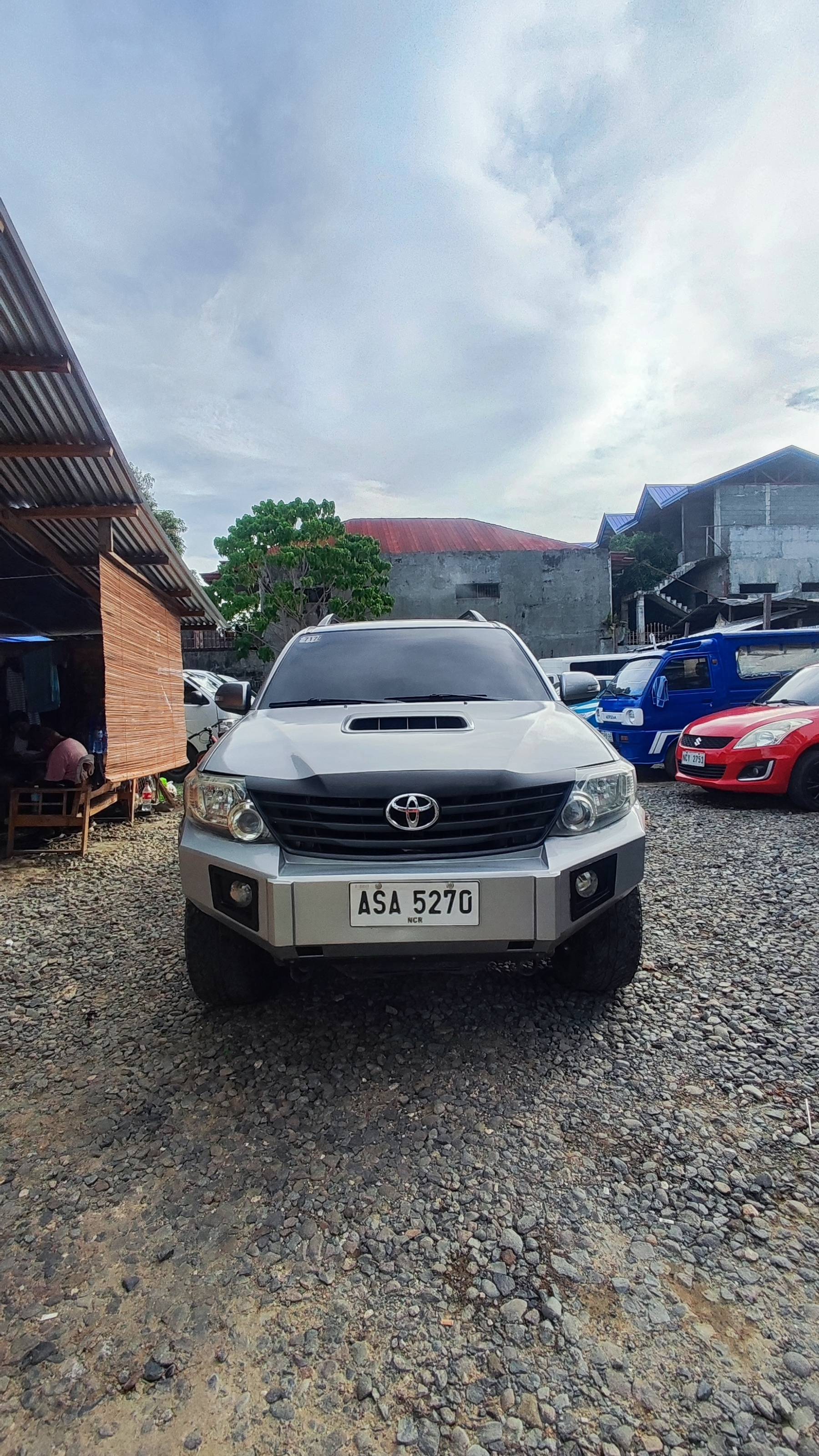 Second Hand 2015 Toyota Fortuner Second Hand 2015 Toyota Fortuner