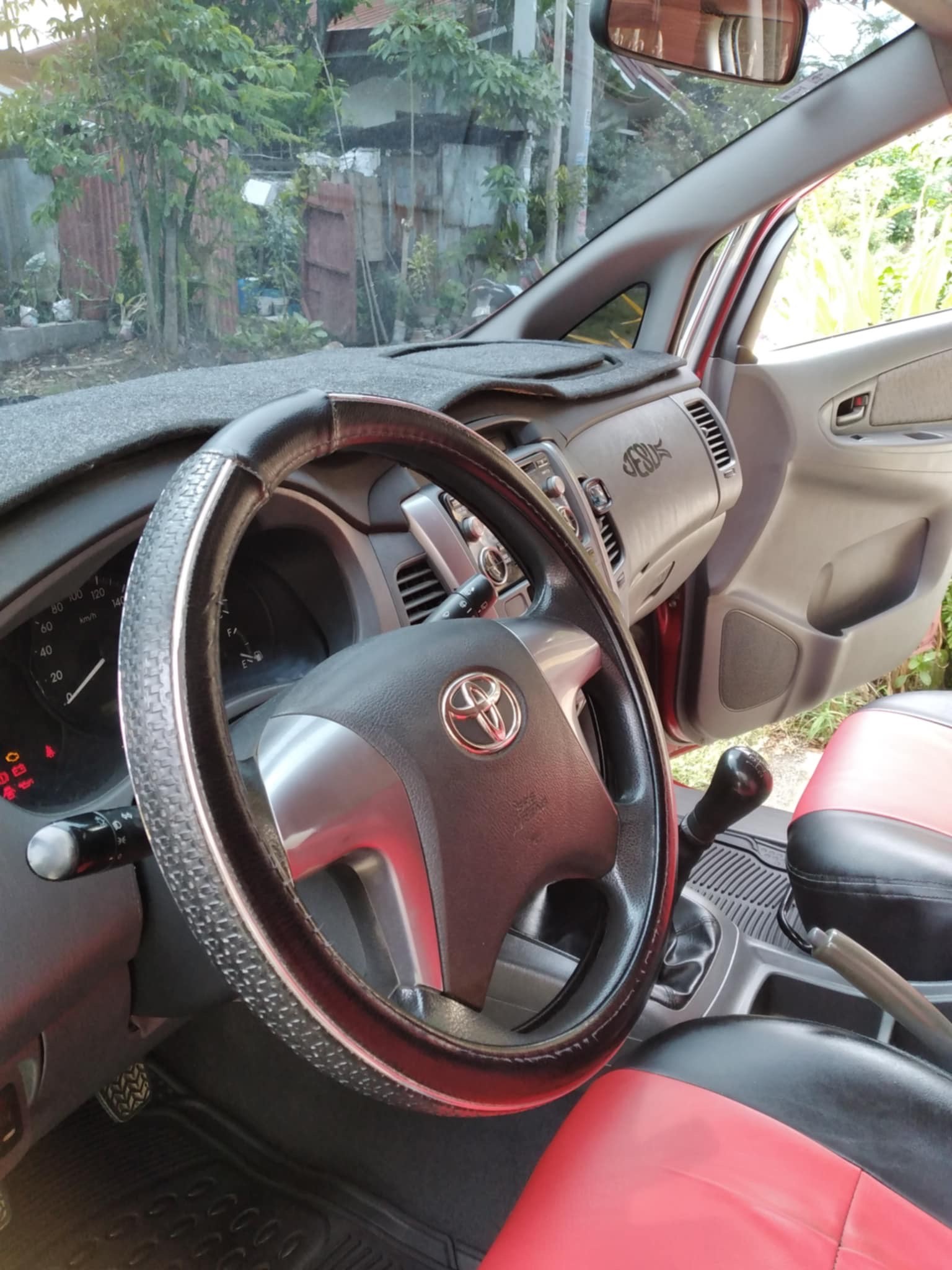 2015 Toyota Innova 2015 Toyota Innova