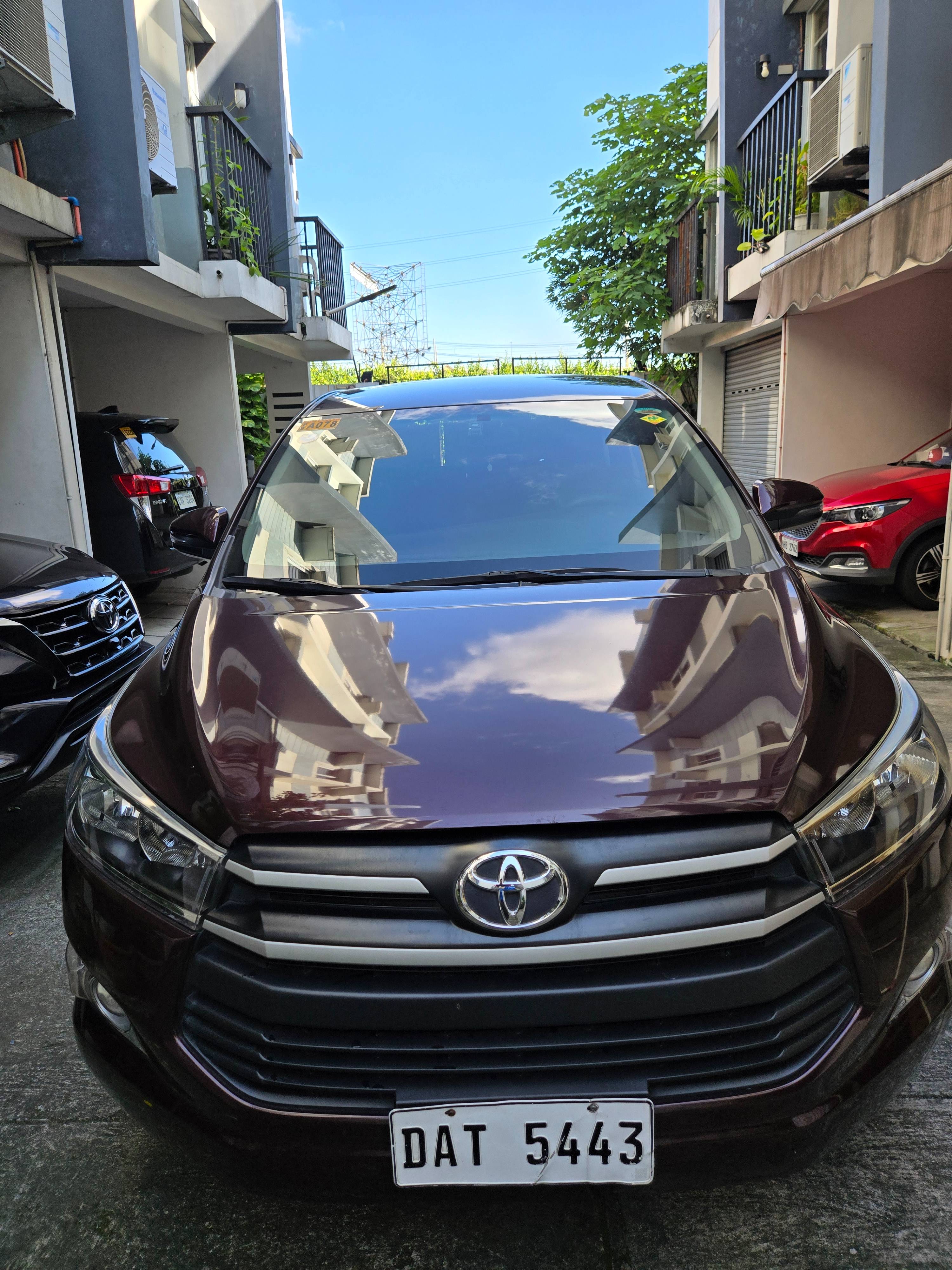Second Hand 2021 Toyota Innova Second Hand 2021 Toyota Innova