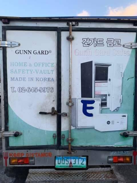 2015 Mitsubishi L300 2015 Mitsubishi L300