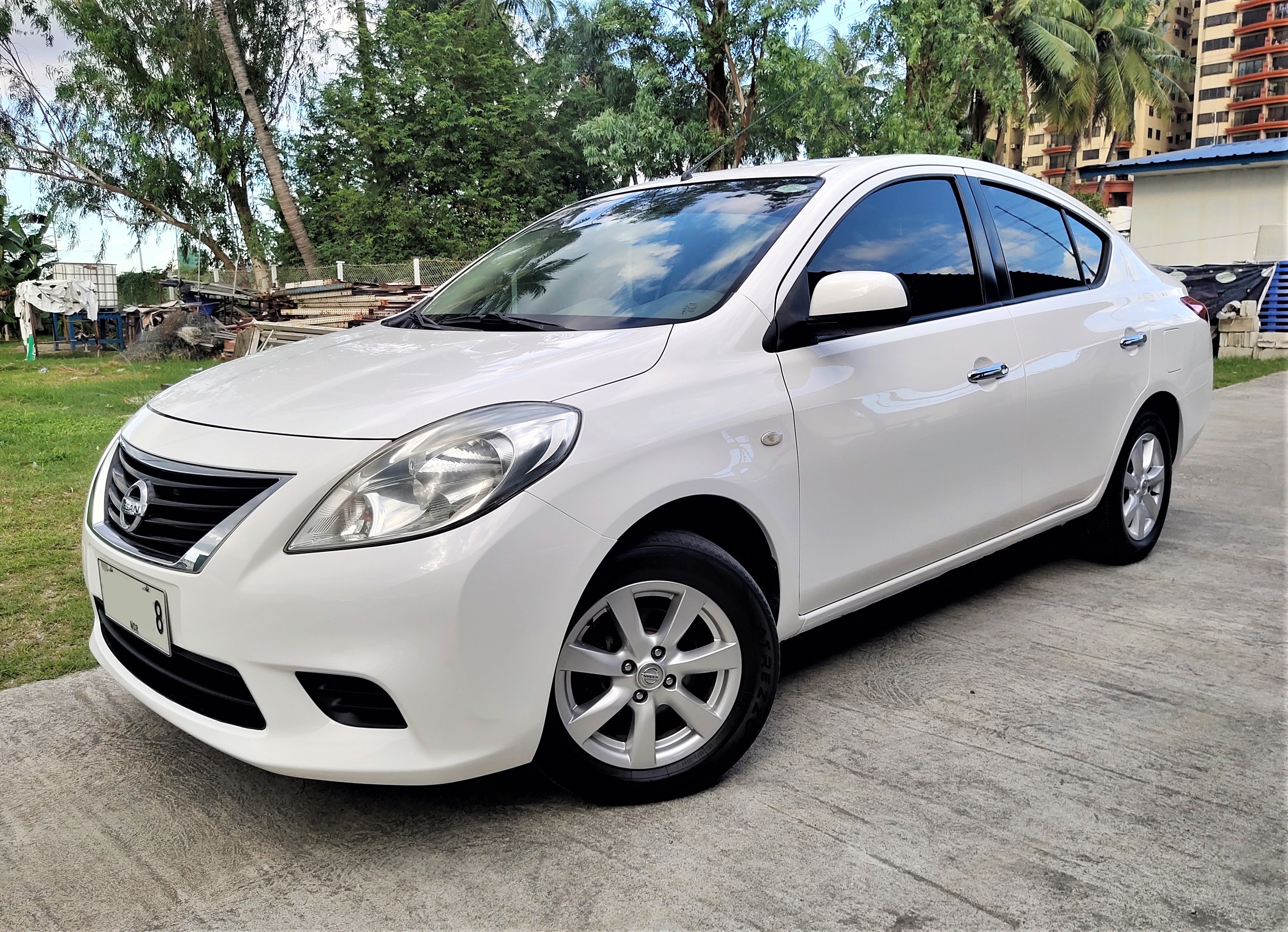 Second Hand 2015 Nissan Almera Second Hand 2015 Nissan Almera