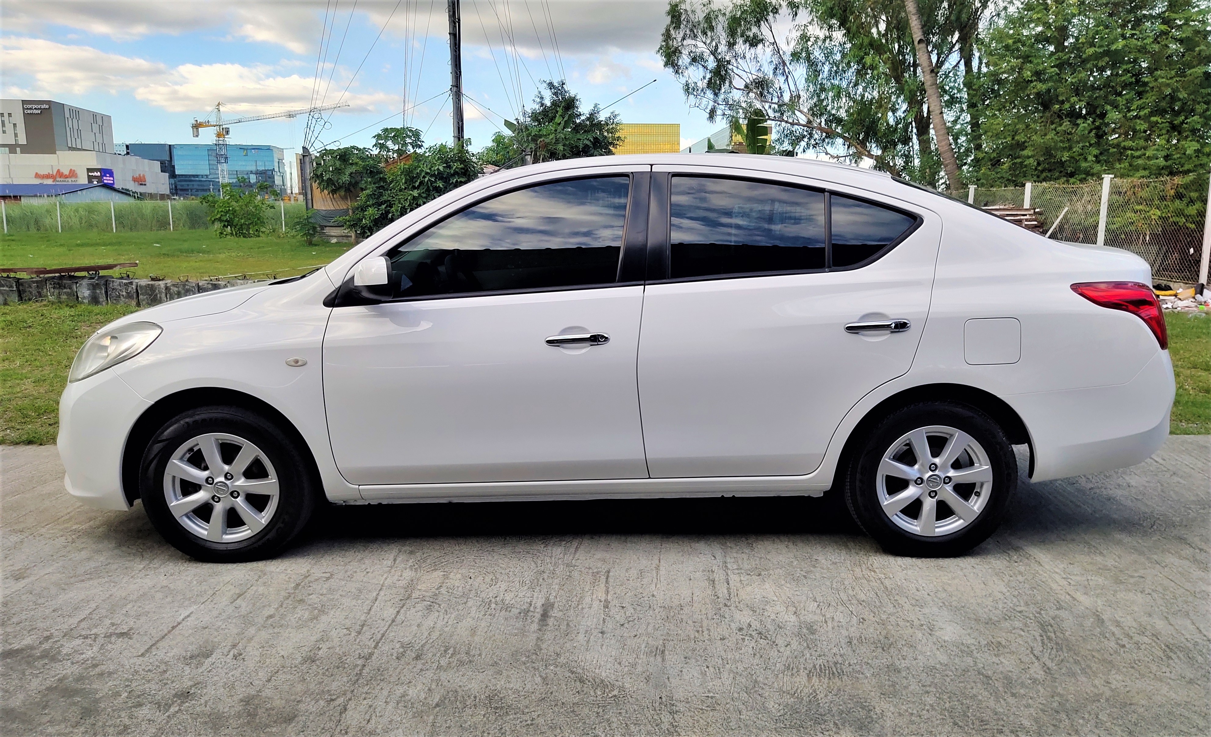 2015 Nissan Almera 2015 Nissan Almera