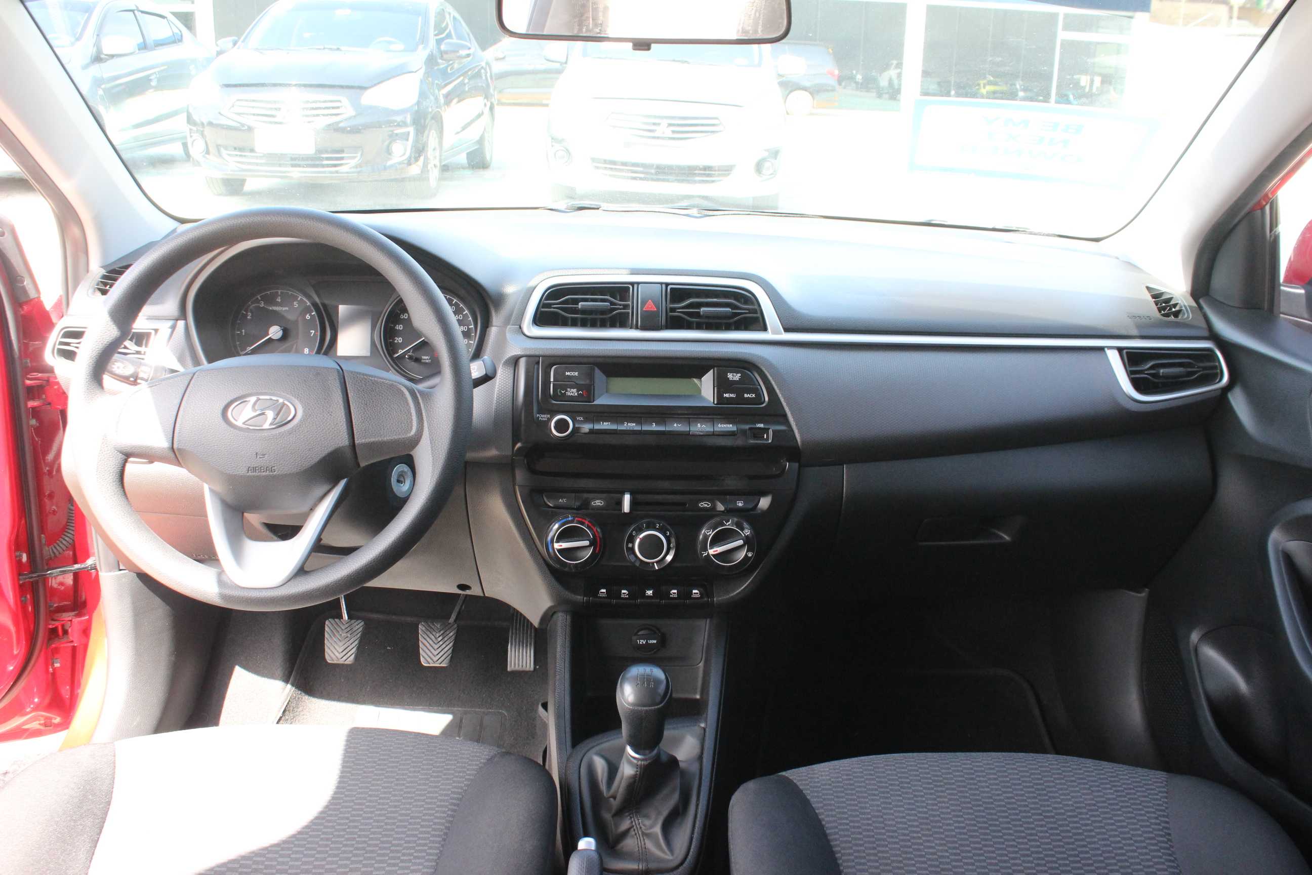 2020 Hyundai Reina 2020 Hyundai Reina