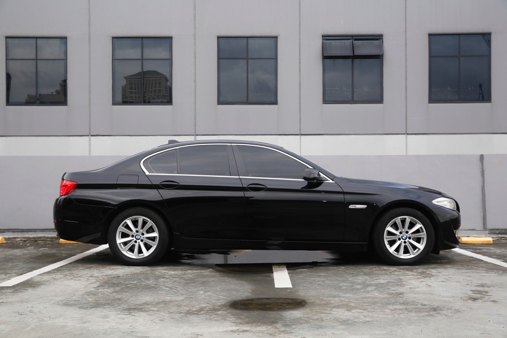 2012 BMW 5 Series Sedan 2012 BMW 5 Series Sedan