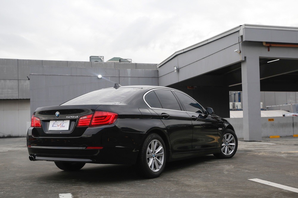 2012 BMW 5 Series Sedan 2012 BMW 5 Series Sedan