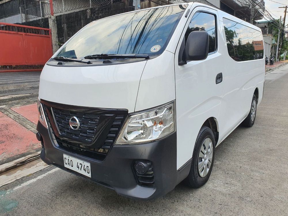 gun metallic nissan urvan