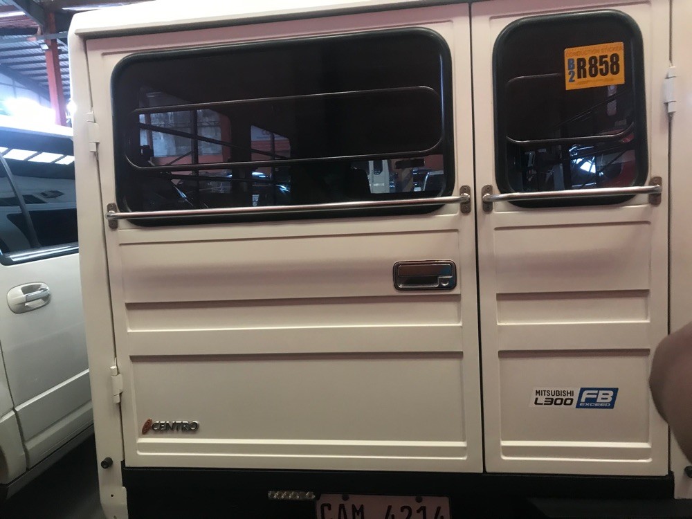 2018 Mitsubishi L300 2018 Mitsubishi L300