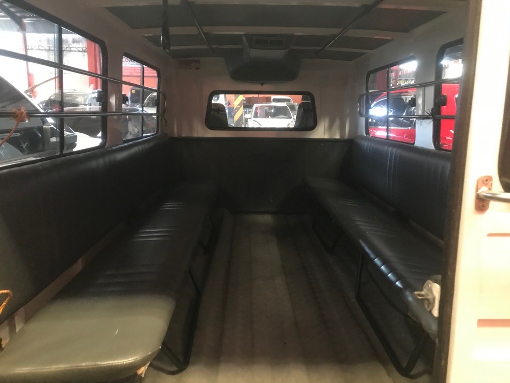 2018 Mitsubishi L300 2018 Mitsubishi L300