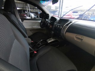 2013 Mitsubishi Montero Sport 2013 Mitsubishi Montero Sport