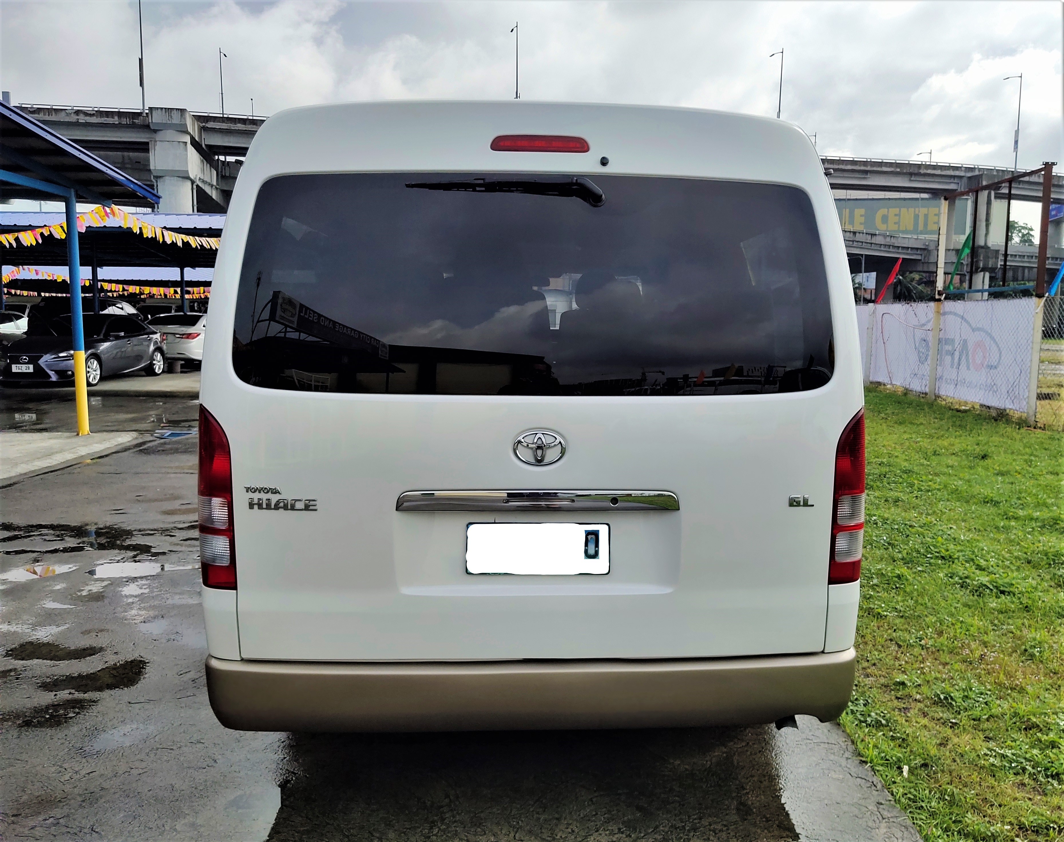 2012 Toyota Hiace 2012 Toyota Hiace