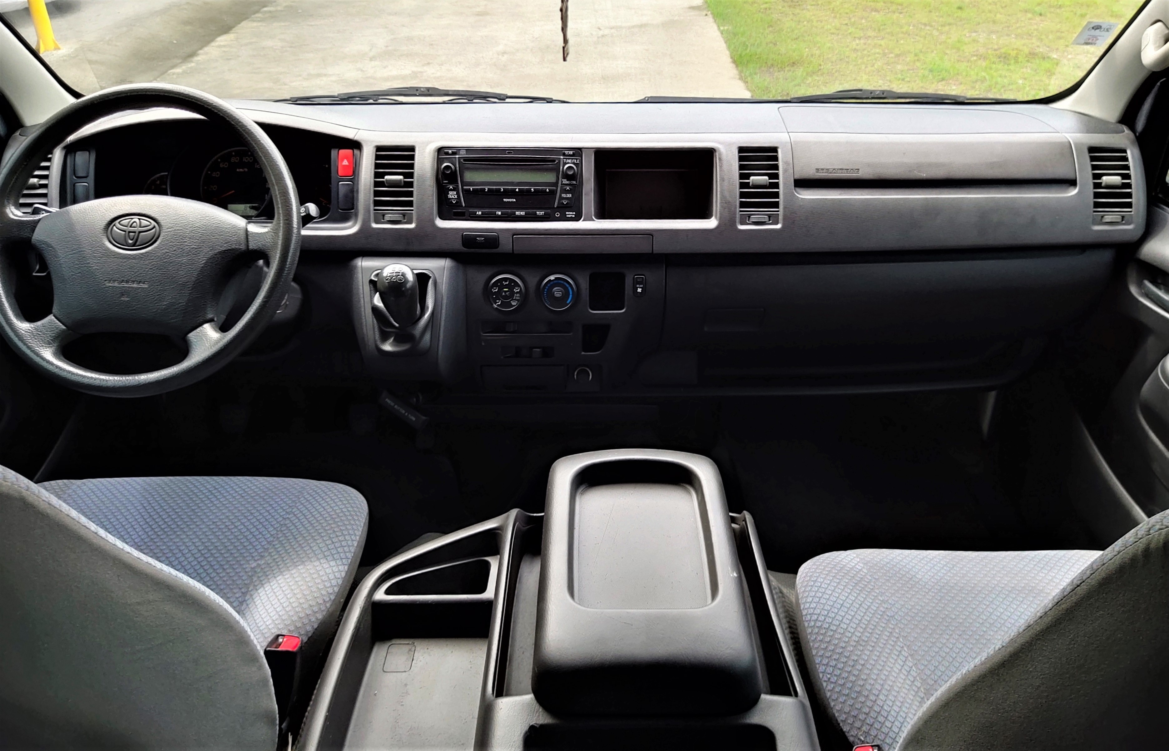 2012 Toyota Hiace 2012 Toyota Hiace